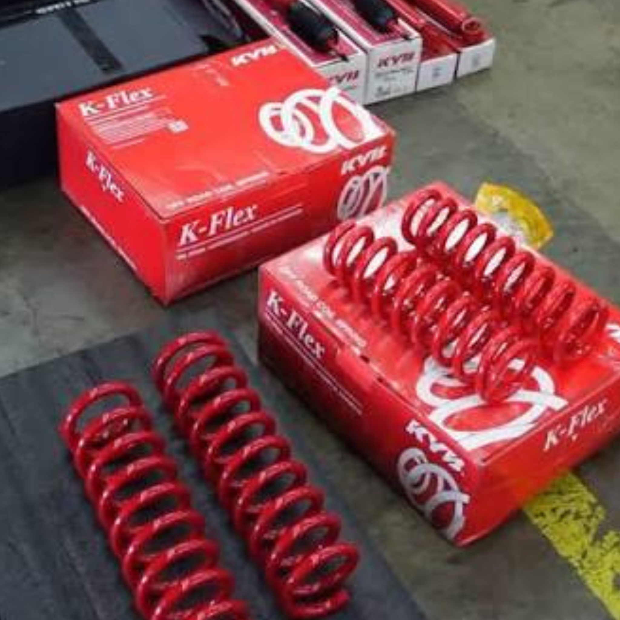 KYB K-Flex 2" Lift Coil Springs – Toyota Land Cruiser 80 / 105 Series